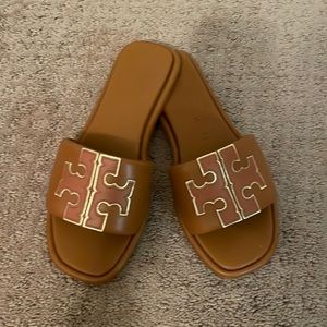 Tory Burch Double T Sport Slides - Size 7